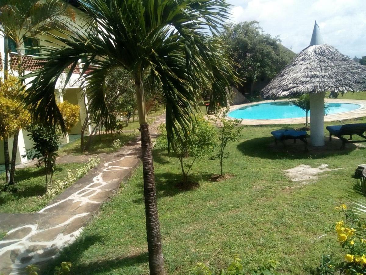 Ashari Hotel Shanzu Esterno foto
